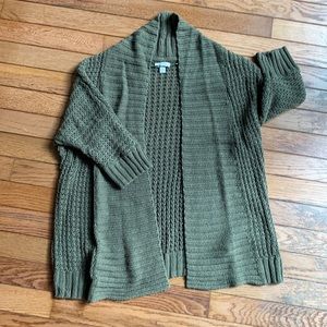 1/2 sleeve green lightweight cardigan sweater